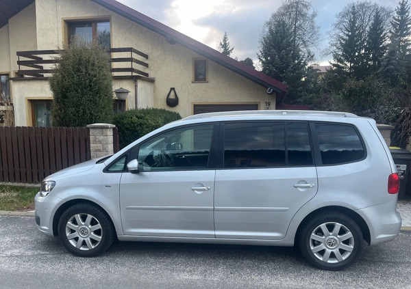 Volkswagen Touran cena 39900 przebieg: 129000, rok produkcji 2015 z Lubin małe 106